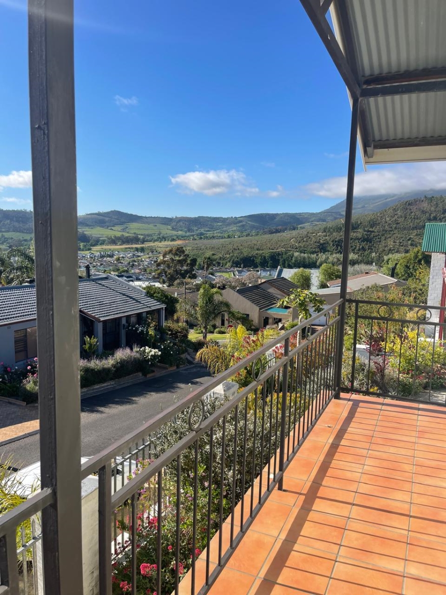 4 Bedroom Property for Sale in Idasvallei Western Cape